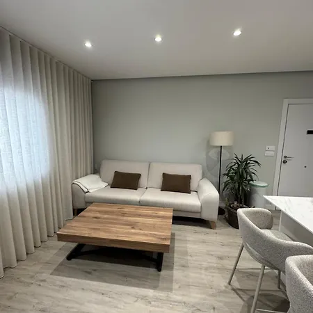 Refugio Moderno Centrico ויגו